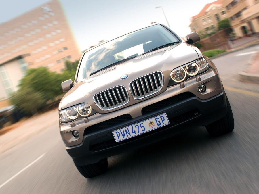  BMW X5 4.4i 2003 года  (ZA) (фото 6 из 6)